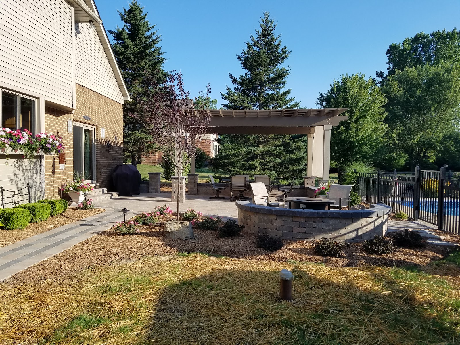 Amour' Landscaping Inc. in Howell