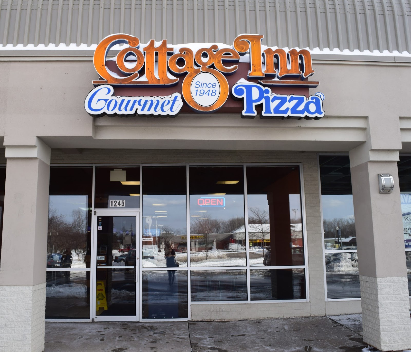 Cottage Inn Pizza Howell in Howell