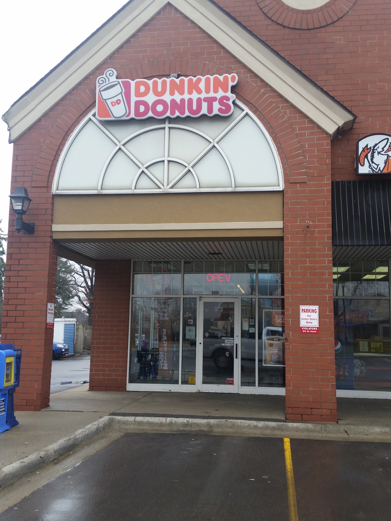 Dunkin' in Howell