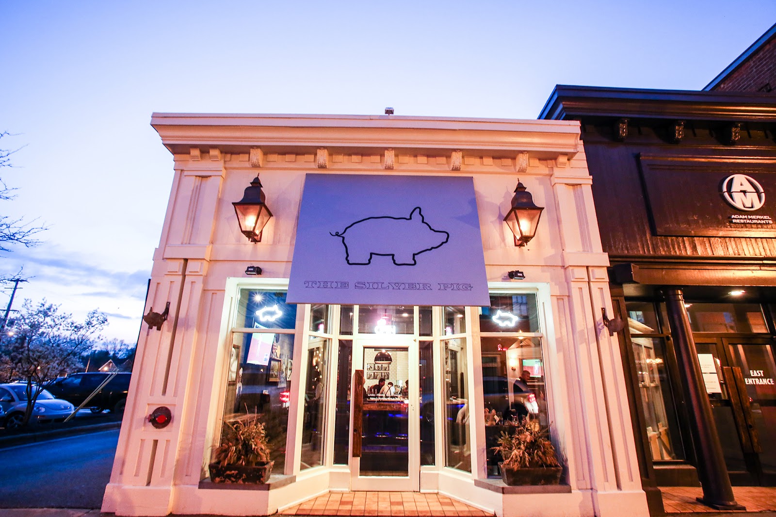 The Silver Pig Bar & Oyster Room in Howell